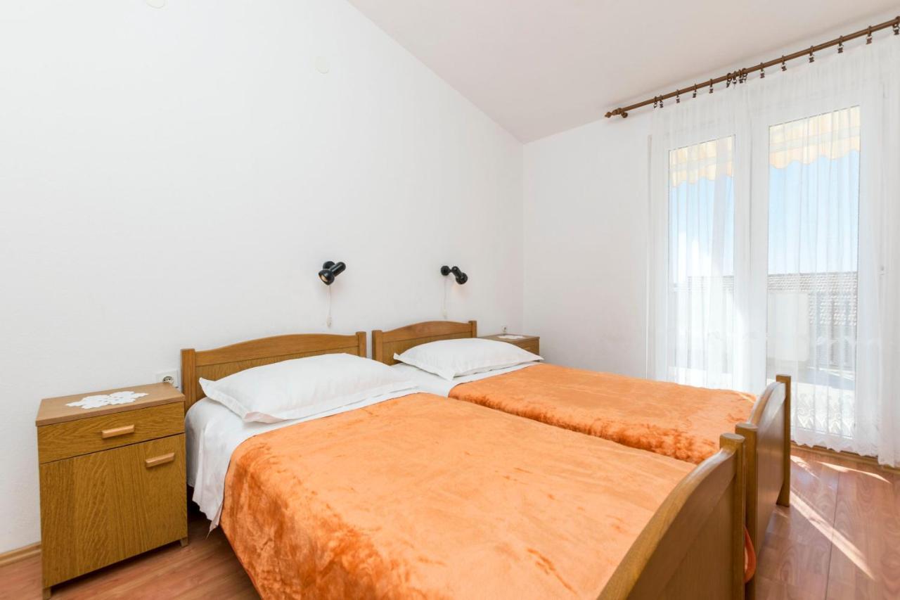 Apartments Neda Τρογκίρ Εξωτερικό φωτογραφία